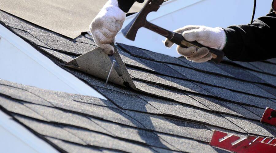 Professional gutter cleaning in Clay Center, NE